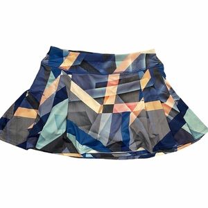 EUC Athlete Geo Skort size M back zip pocket.